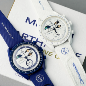 Swatch x OMEGA Mission to EarthPhase Moonshine Gold “Cold Moon”