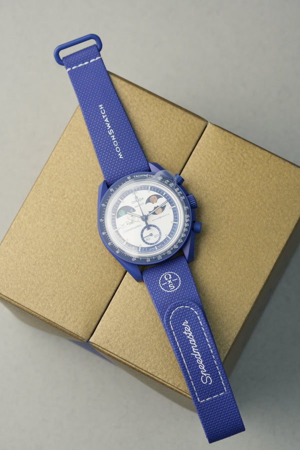 Swatch x OMEGA Mission to EarthPhase Moonshine Gold “Cold Moon” - Image 11