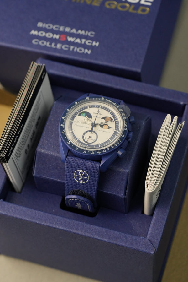 Swatch x OMEGA Mission to EarthPhase Moonshine Gold “Cold Moon” - Image 2